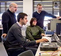 Smartphones que vigilen la salut de la gent gran